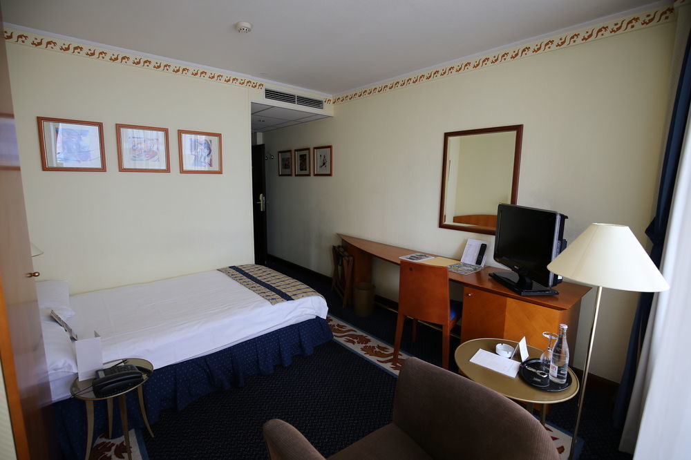 Hotel Savigny Frankfurt City 프랑크푸르트 외부 사진